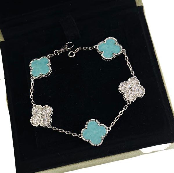 Van Cleef & Arpels Necklaces