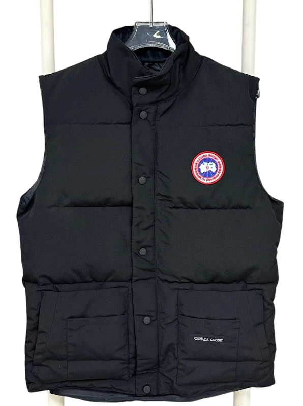 Canada Goose vest low